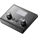 Godox ES45 kit je dizajniran za vlogging, strimovanje uživo i druge vrste online aktivnosti, Komplet sadrži 36.7 x 23 x 4.59cm panel koji daje meko svetlo, posebno pogodno tonovima kože