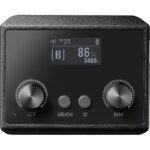 Godox ES45 kit je dizajniran za vlogging, strimovanje uživo i druge vrste online aktivnosti, Komplet sadrži 36.7 x 23 x 4.59cm panel koji daje meko svetlo, posebno pogodno tonovima kože